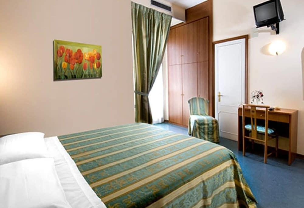 Hotel Acerboli Римини Экстерьер фото