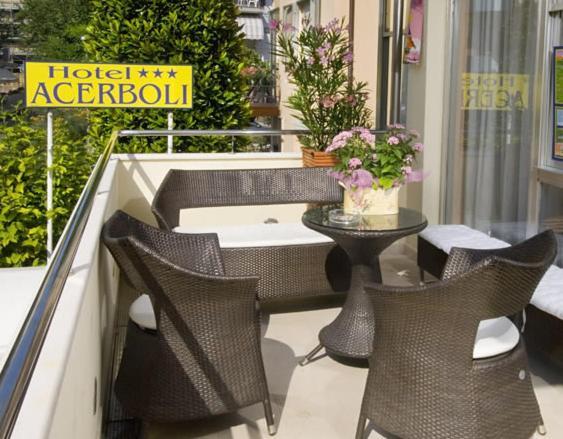 Hotel Acerboli Римини Экстерьер фото